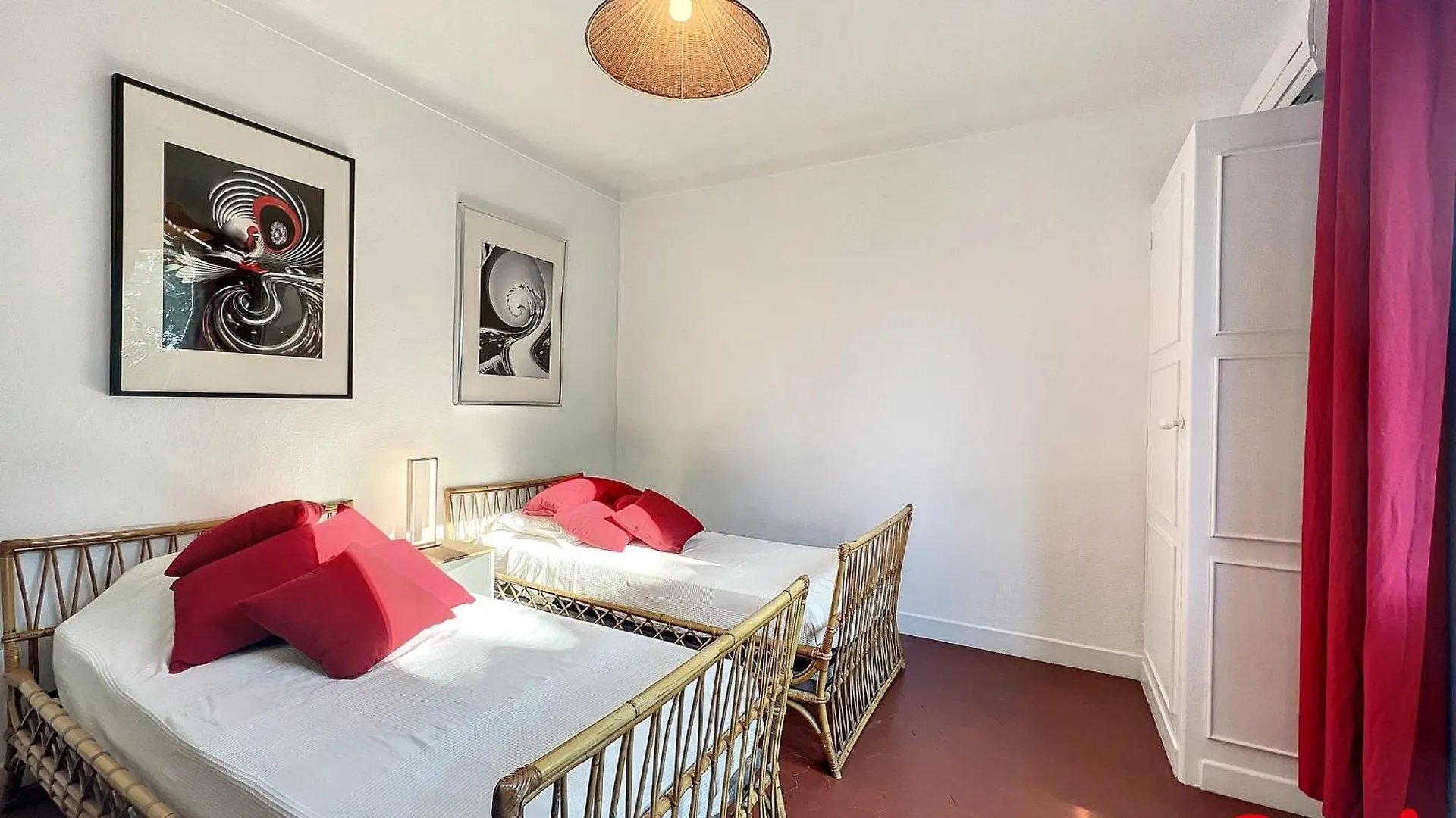 Villa Spacieuse Et Calme Pres Des Plages Avec Jardin, Terrasse, Wifi Et Climatisation - Fr-1-647-32 Menton